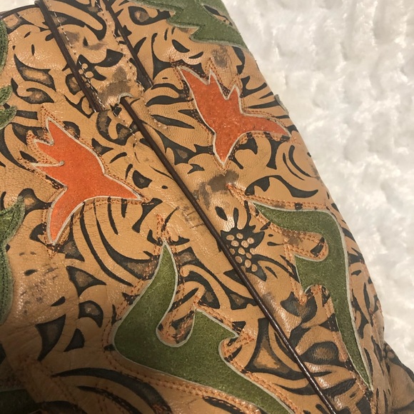 Frye Lily boots - Picture 2 of 8